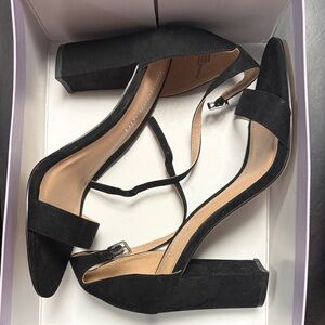 Madden Girl Black Block Heel Sandals